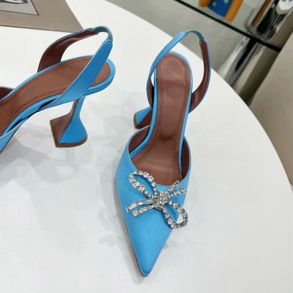begum amina muaddi crystal-embellished buckle stain pumps shoes spool heels sandals women's luxury designers dress shoe evening slingba, Black
begum amina muaddi crystal-embellished buckle stain pumps shoes spool heels sandals women's luxury designers dress shoe evening slingba, Black