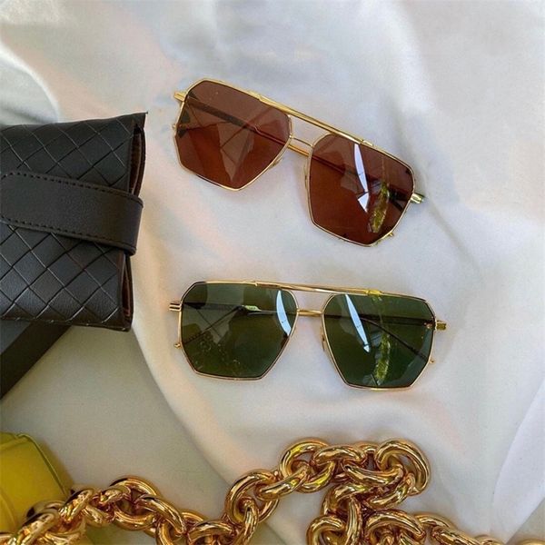 22% off 2022 luxury fashion design high version sunglasses metal large frame double women's net red same sunscreen trend men, White;black
22% off 2022 luxury fashion design high version sunglasses metal large frame double women's net red same sunscreen trend men, White;black