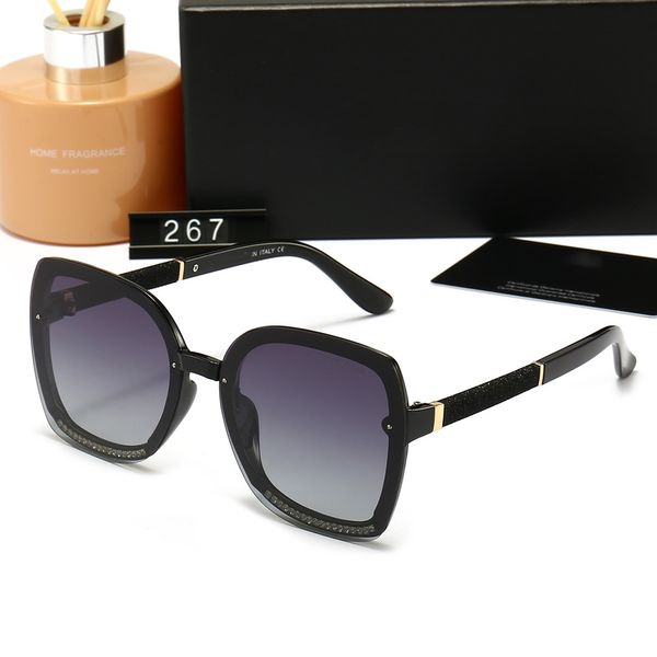 summer 2022 quality famous sunglasses oversized flat ladies sun glasses chain women square frames fashion designer with packaging boxes shad, White;black
summer 2022 quality famous sunglasses oversized flat ladies sun glasses chain women square frames fashion designer with packaging boxes shad, White;black