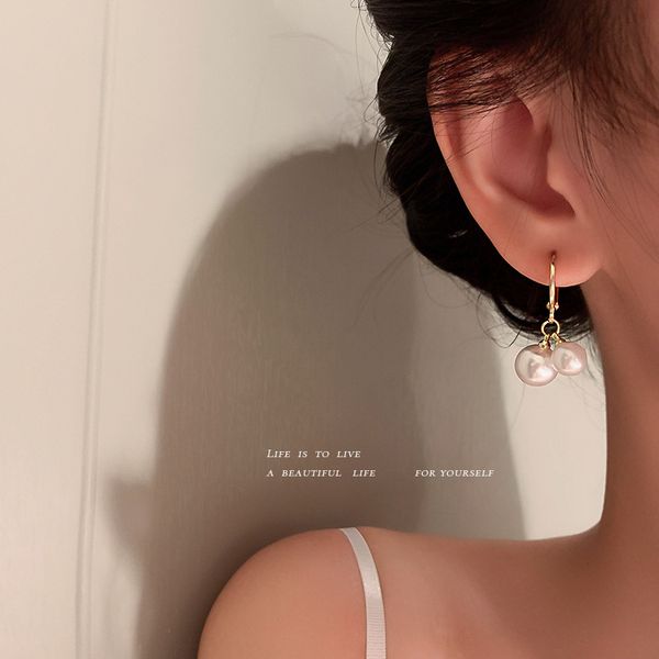 korean dongdaemun ins small cute pearl ear clip internet celebrity refined simple earrings fashion natural style earrings, Golden 
korean dongdaemun ins small cute pearl ear clip internet celebrity refined simple earrings fashion natural style earrings, Golden