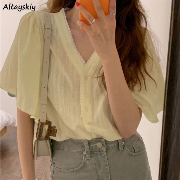 women shirts flying sleeve elegant gentle stylish designed retro vneck allmatch ulzzang teens blouses sweet lace french style 220620, White
women shirts flying sleeve elegant gentle stylish designed retro vneck allmatch ulzzang teens blouses sweet lace french style 220620, White