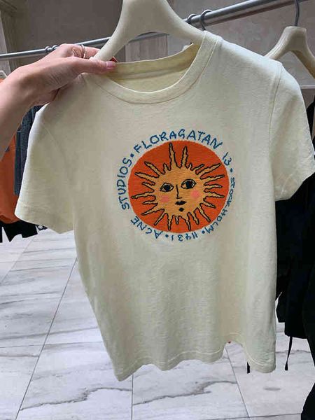 women's t-shirt summer embroidered sunflower letter round neck slim fitting short sleeve t-shirt women's fashion, White
women's t-shirt summer embroidered sunflower letter round neck slim fitting short sleeve t-shirt women's fashion, White