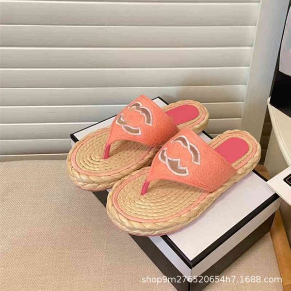 sandals xiaoxiang fisherman's herringbone slippers hand-made hemp rope grass woven bottom pinch slippers plush beach shoes in summer br, Black
sandals xiaoxiang fisherman's herringbone slippers hand-made hemp rope grass woven bottom pinch slippers plush beach shoes in summer br, Black