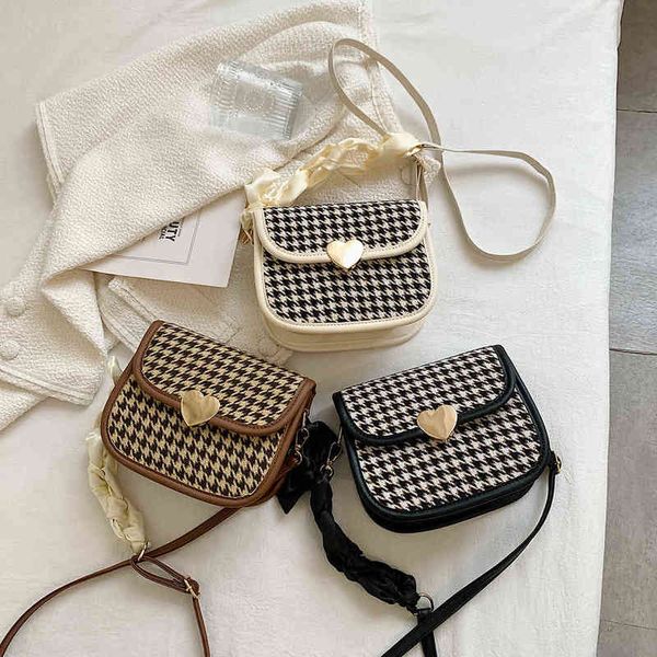 women shoulder bag woolen cloth solid variety of colors houndstooth print handbags fashion ladies mini flap purse g220519
women shoulder bag woolen cloth solid variety of colors houndstooth print handbags fashion ladies mini flap purse g220519