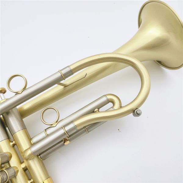 professional trumpet bb tune brass gold plated surface professional music instruments with case
professional trumpet bb tune brass gold plated surface professional music instruments with case