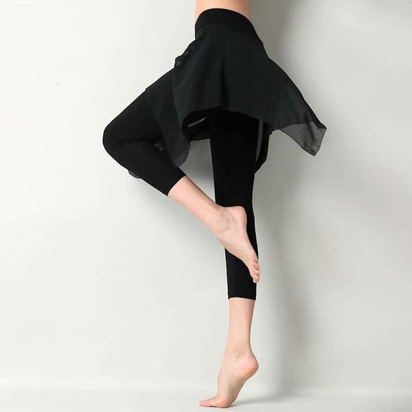 women's yoga pants loose thin fake skirt two piece fitness pants sports outdoor dance clothes wear soft comfortable leggings, White;red
women's yoga pants loose thin fake skirt two piece fitness pants sports outdoor dance clothes wear soft comfortable leggings, White;red