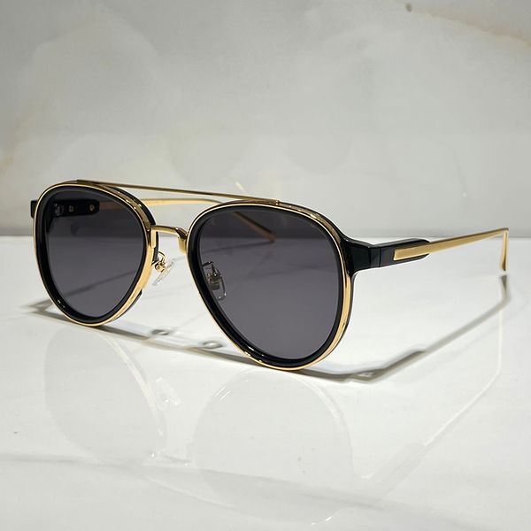 sunglasses for men and women summer style 1494 anti-ultraviolet retro oval plate metal full frame fashion eyeglasses random box, White;black
sunglasses for men and women summer style 1494 anti-ultraviolet retro oval plate metal full frame fashion eyeglasses random box, White;black