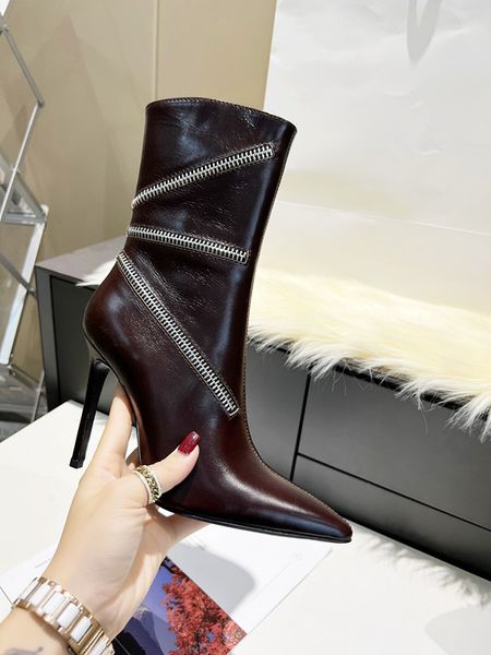 2022 new fashion winter lady boots metal zipper trim with three zippers to show more fashionable and simple temperament genuine leather, Black
2022 new fashion winter lady boots metal zipper trim with three zippers to show more fashionable and simple temperament genuine leather, Black