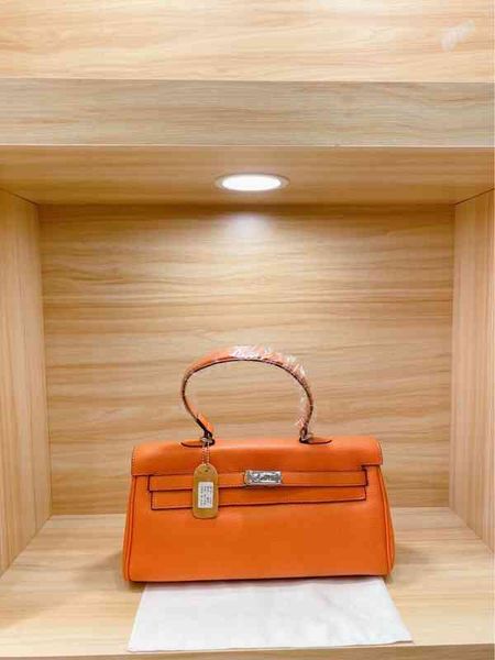 handbag herme birkins togo leather litchi grain cowhide bag horizontal women square inner patch lock soft handle large orange solid women�
handbag herme birkins togo leather litchi grain cowhide bag horizontal women square inner patch lock soft handle large orange solid women�