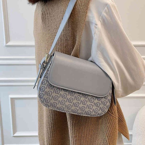 new style shoulder armpit fashion small lucky four-leaf clover women's bag niche design
new style shoulder armpit fashion small lucky four-leaf clover women's bag niche design