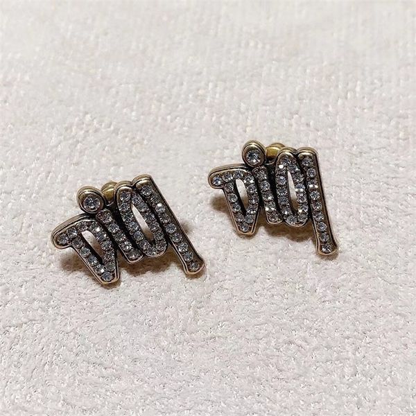 fashion jewelry online full diamond letter earrings old punk temperament simple female earrings, Golden
fashion jewelry online full diamond letter earrings old punk temperament simple female earrings, Golden