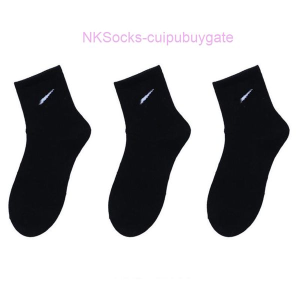 men's classic fashion socks gift box stockings hook brand black white gray medium tube sports cotton sweat absorbing sock men women lux
men's classic fashion socks gift box stockings hook brand black white gray medium tube sports cotton sweat absorbing sock men women lux
