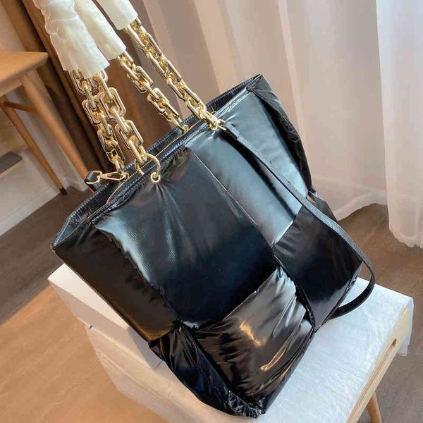 women luxurys designers large capacity down woven tote bags handbag shoulder leather designer crossbody female luxury shopping bucket 220314
women luxurys designers large capacity down woven tote bags handbag shoulder leather designer crossbody female luxury shopping bucket 220314