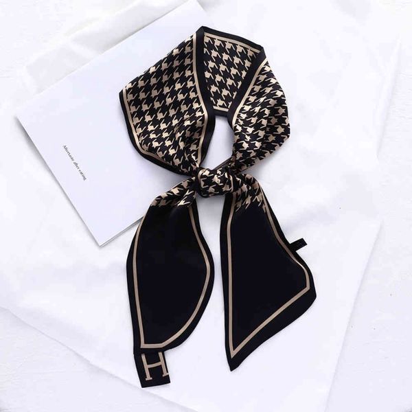 korea east gate black and white thousand bird lattice lengthened small ears long silk scarf female professional decoration binding bag silk, Black;purple
korea east gate black and white thousand bird lattice lengthened small ears long silk scarf female professional decoration binding bag silk, Black;purple