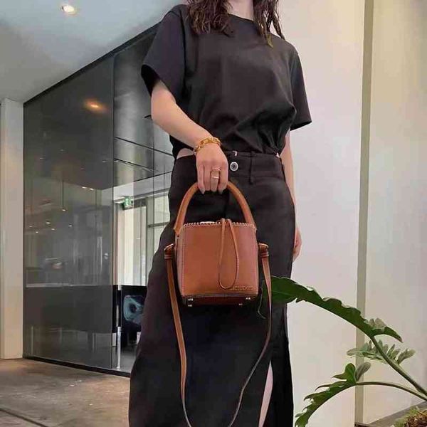 designer luxury women bags jacquemuity the tote bag jac wallet shoulder purse crossbody classic leather handbag large capacity 7a zhouzhouba
designer luxury women bags jacquemuity the tote bag jac wallet shoulder purse crossbody classic leather handbag large capacity 7a zhouzhouba