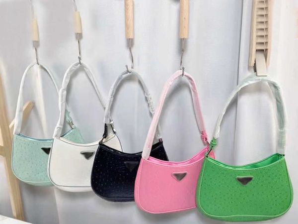 designers leather underarm bag ladies triangle messenger handbags colorful pu girls fashion retro one-shoulder bags purse crossbody pack s41, Black;red
designers leather underarm bag ladies triangle messenger handbags colorful pu girls fashion retro one-shoulder bags purse crossbody pack s41, Black;red