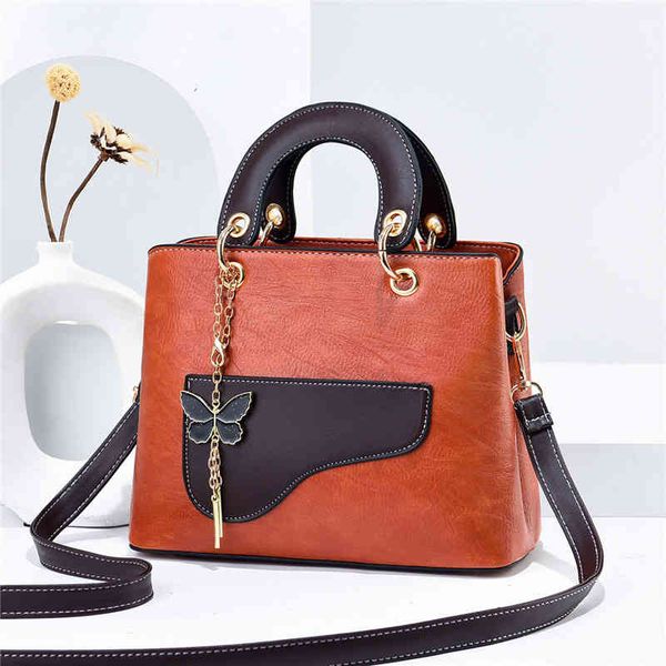 2022 new princess of wales handbag portable one shoulder fashion women's messenger bag luxury designer
2022 new princess of wales handbag portable one shoulder fashion women's messenger bag luxury designer