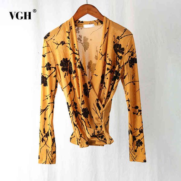 printed vintage t shirt for women v neck long sleeve hit color slim casual female autumn fashion clothing stylish 210507, White
printed vintage t shirt for women v neck long sleeve hit color slim casual female autumn fashion clothing stylish 210507, White