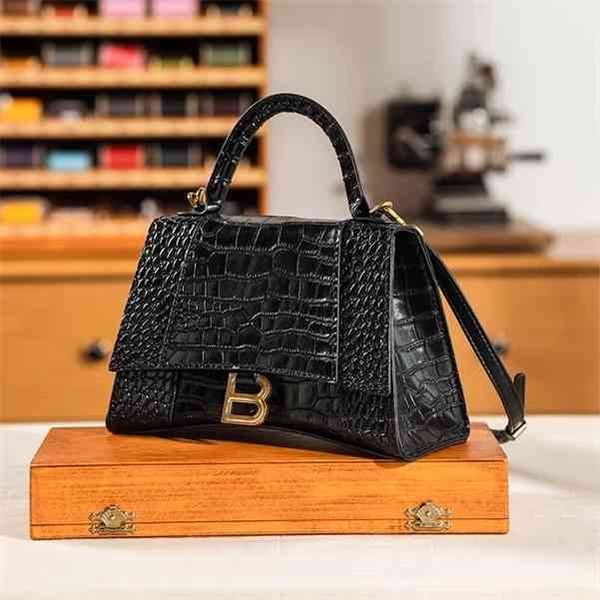 italy balenciga fish little designer diy stupid manual relief material bag single shoulder bag messenger bag real leather self-made zc
italy balenciga fish little designer diy stupid manual relief material bag single shoulder bag messenger bag real leather self-made zc