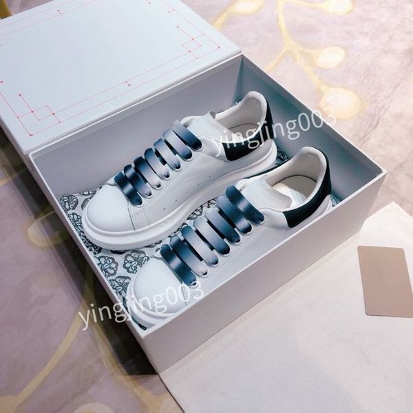 designer sneakers boots mens women casual shoes fashion white genuine leather luxury flower embroidered flat sports hl210210, Black
designer sneakers boots mens women casual shoes fashion white genuine leather luxury flower embroidered flat sports hl210210, Black