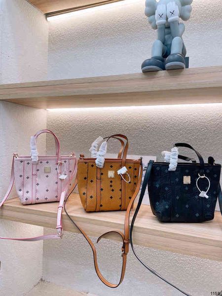 handbag bags tote women classic luxury designer shoulder leather crossbody large beach shopping with small purses 220321
handbag bags tote women classic luxury designer shoulder leather crossbody large beach shopping with small purses 220321