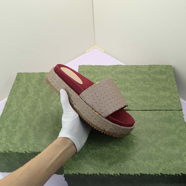 2022 summer new outdoor sandals slippers women's fashion versatile middle heel leather platform platform with flip-flops sandal 15, Black
2022 summer new outdoor sandals slippers women's fashion versatile middle heel leather platform platform with flip-flops sandal 15, Black