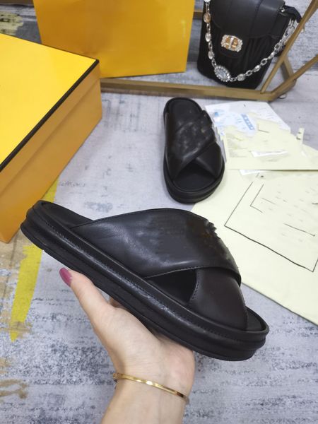 designer r slippers graphy pink black leather sandals wide cross laces gold metal lettering shoes size35-42 with box
designer r slippers graphy pink black leather sandals wide cross laces gold metal lettering shoes size35-42 with box