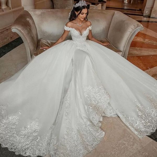 designer mermaid lace ball gown wedding dresses with detachable train off the shoulder appliqued bridal gowns vintage over skirt wedding wea, White
designer mermaid lace ball gown wedding dresses with detachable train off the shoulder appliqued bridal gowns vintage over skirt wedding wea, White