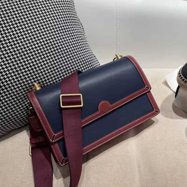 new style messenger bag crossbody owhide shoulder bags plain thread genuine leather sequins letter hasp hard valentines day satchel
new style messenger bag crossbody owhide shoulder bags plain thread genuine leather sequins letter hasp hard valentines day satchel