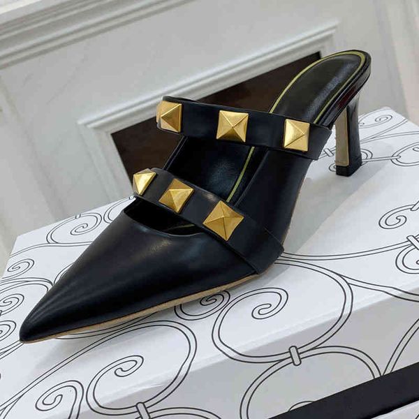 sandals willow nail pointed high-heeled shoes women's thin heels autumn one-line belt, wearing baotou semi trailer sandals and single, Black
sandals willow nail pointed high-heeled shoes women's thin heels autumn one-line belt, wearing baotou semi trailer sandals and single, Black