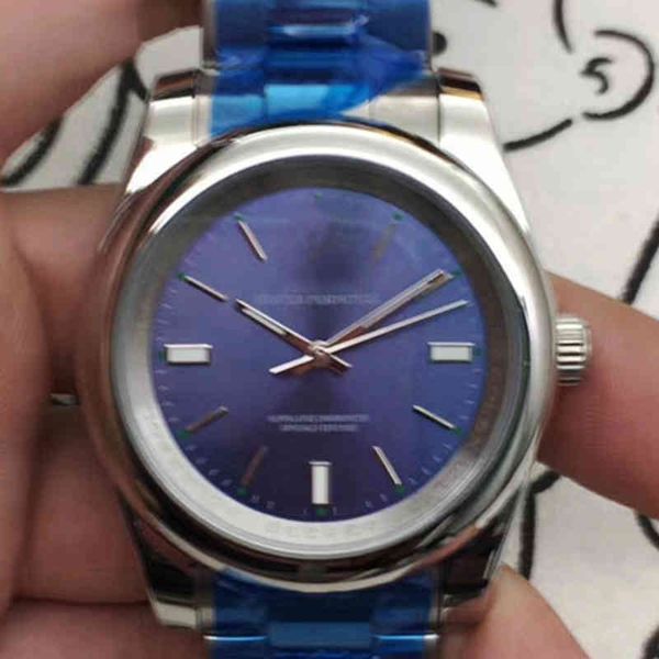 2824 3135 luxury watch es n c date aaaaa mens mechanical watch log enlarged arch white blue calendarless refined steel full-automatic, Slivery;brown
2824 3135 luxury watch es n c date aaaaa mens mechanical watch log enlarged arch white blue calendarless refined steel full-automatic, Slivery;brown