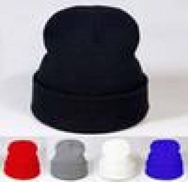 quality luxury autumn winter wool hat fashion casual letter hats for men women designer cap, Blue;gray
quality luxury autumn winter wool hat fashion casual letter hats for men women designer cap, Blue;gray