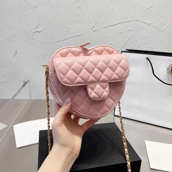 designers bags luxurys women shoulder love bag limited edition ringer chain crossbody handbag leisure lady wallet classic dinner party handb
designers bags luxurys women shoulder love bag limited edition ringer chain crossbody handbag leisure lady wallet classic dinner party handb