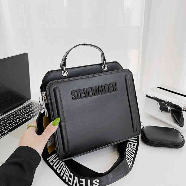 women 2022 letter handbag shoulder msenger 2022 new brand bags fashion trend factory direct sales
women 2022 letter handbag shoulder msenger 2022 new brand bags fashion trend factory direct sales