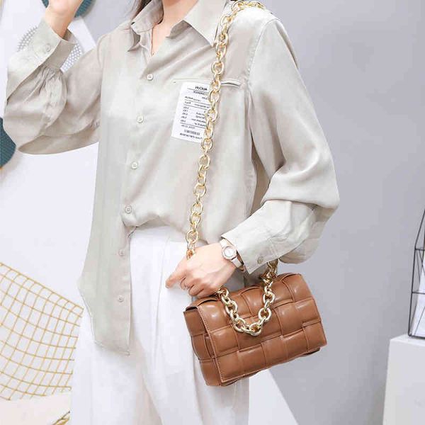 luxury bottegas venetas handbags woven leather thick chain messenger pillow portable shoulder soft women's small square 7fv8
luxury bottegas venetas handbags woven leather thick chain messenger pillow portable shoulder soft women's small square 7fv8