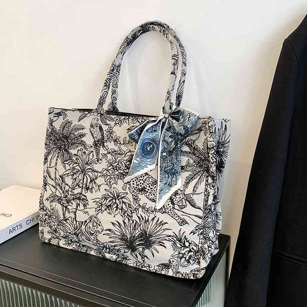 women's fashion personality trend brand bag wholesale this year's popular small 2022 new net red shoulder summer chain msenger tot
women's fashion personality trend brand bag wholesale this year's popular small 2022 new net red shoulder summer chain msenger tot