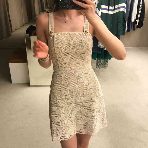 casual dresses french minority summer small fresh hollow out lace strap dress fashion temperament slim fitting short skirt woman, Black;gray
casual dresses french minority summer small fresh hollow out lace strap dress fashion temperament slim fitting short skirt woman, Black;gray
