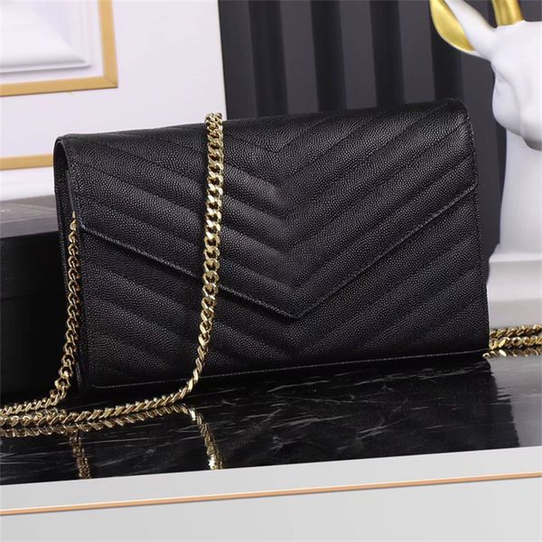 envelope small bag in mix matelasse grain de poudre embossed leather designer crossbody shoulder bag pouch purse flap magnetic closure chain 
envelope small bag in mix matelasse grain de poudre embossed leather designer crossbody shoulder bag pouch purse flap magnetic closure chain
