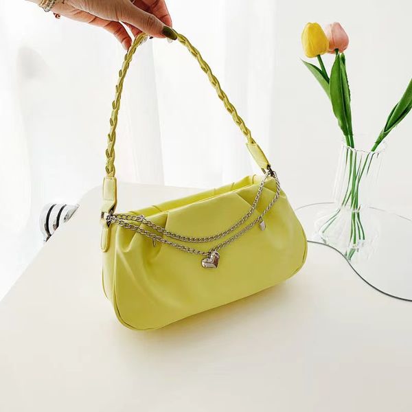 fashion axillary shoulder bag comfortable simple generous and versatile collocation handbag love chain
fashion axillary shoulder bag comfortable simple generous and versatile collocation handbag love chain