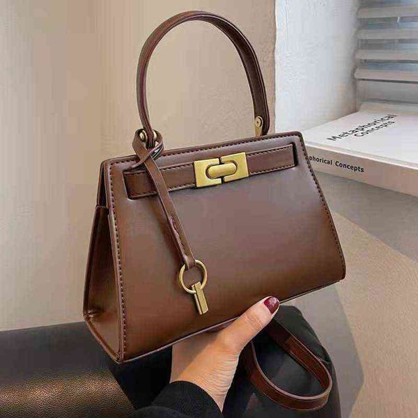 luxo high-end design bolsas novas bolsas de moda de um ombro mensageiro portátil bolsas g220506
luxo high-end design bolsas novas bolsas de moda de um ombro mensageiro portátil bolsas g220506
