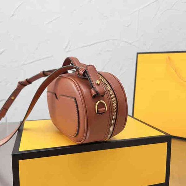 oval camera packs women fashion handbag shoulder leather luxury designer bags crossbody female purses 220307
oval camera packs women fashion handbag shoulder leather luxury designer bags crossbody female purses 220307