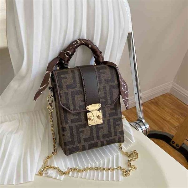 90% off to shop online handbag french minority female high-grade damp chain mobile phone oblique cross small square
90% off to shop online handbag french minority female high-grade damp chain mobile phone oblique cross small square