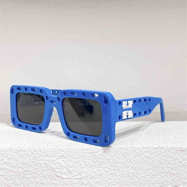 2022c factory outlet tide brand men's sunglasses women's new fashion trendsetter white out oeri025 3p1v4, White;black
2022c factory outlet tide brand men's sunglasses women's new fashion trendsetter white out oeri025 3p1v4, White;black