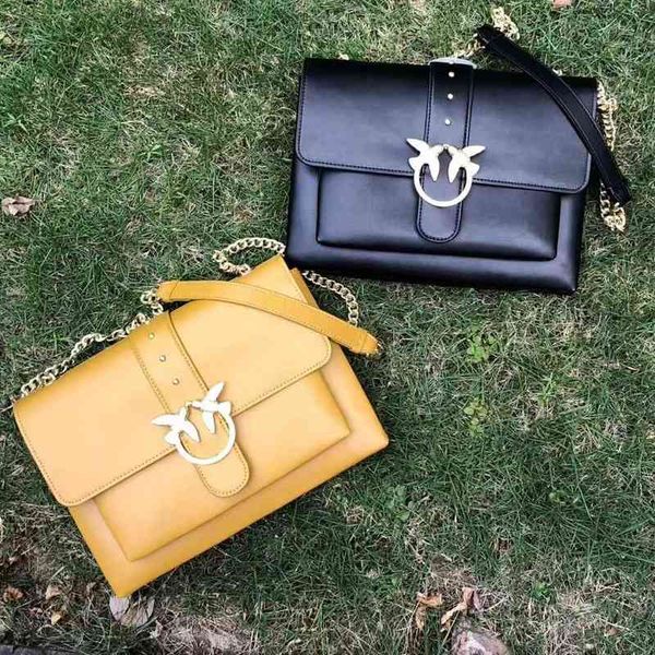 pinkoos designer bags swallow new postman leisure shoulder female bird fashion diagonal armpit chain yzl 2ayp
pinkoos designer bags swallow new postman leisure shoulder female bird fashion diagonal armpit chain yzl 2ayp