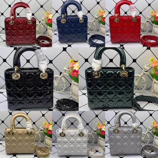 designers totes fashion bags women lambskin handbags totes messenger shoulder chain bag leather hardware buckle purse women's diamond l
designers totes fashion bags women lambskin handbags totes messenger shoulder chain bag leather hardware buckle purse women's diamond l