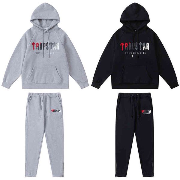 autumn and winter trapstar red black towel embroidered plush sweater pants sports suit casual hoodie
autumn and winter trapstar red black towel embroidered plush sweater pants sports suit casual hoodie