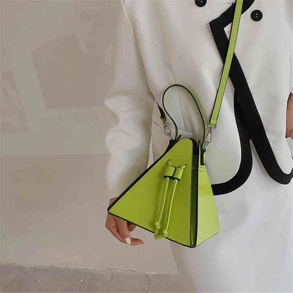 evening bags trend women s triangle small bag designer pu leather shoulder crossbody for women 2022 cute lady short handle handbag y0506 t22
evening bags trend women s triangle small bag designer pu leather shoulder crossbody for women 2022 cute lady short handle handbag y0506 t22