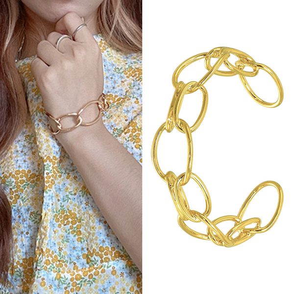 bangles for women luxury hollow out cuff bracelet weeding party charm girls jewelry gift trendy brand open shape fashion couple, Golden;silver
bangles for women luxury hollow out cuff bracelet weeding party charm girls jewelry gift trendy brand open shape fashion couple, Golden;silver
