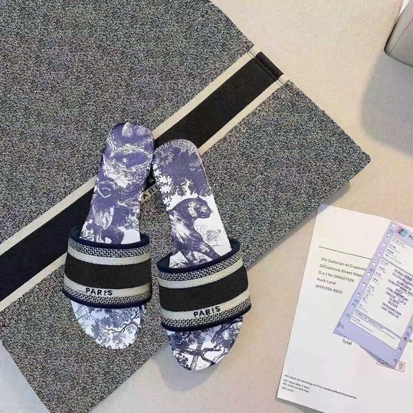 fashion paris womens slippers beautiful scuffs shoes summer beach slides girls flat slippers ladies flip flops loafers knitted embroidery, Black
fashion paris womens slippers beautiful scuffs shoes summer beach slides girls flat slippers ladies flip flops loafers knitted embroidery, Black