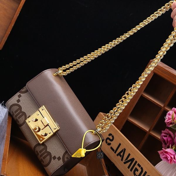 new designer bags 2022 women's with song niche texture chain summer one shoulder messenger small square
new designer bags 2022 women's with song niche texture chain summer one shoulder messenger small square